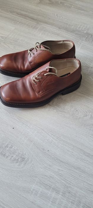 Buty meskie skora 43