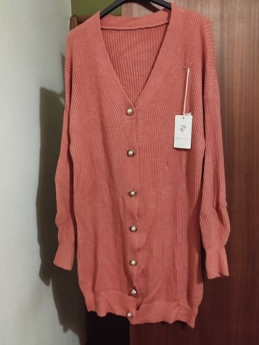 Cardigan comprido coral novo