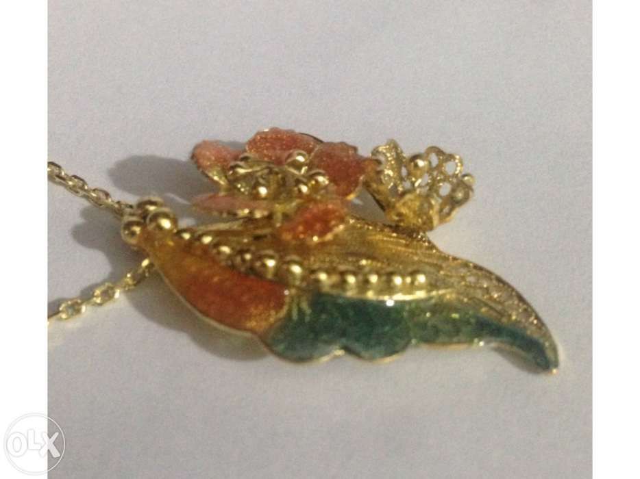 Colar em Filigrana de Prata Dourada e esmaltes coloridos