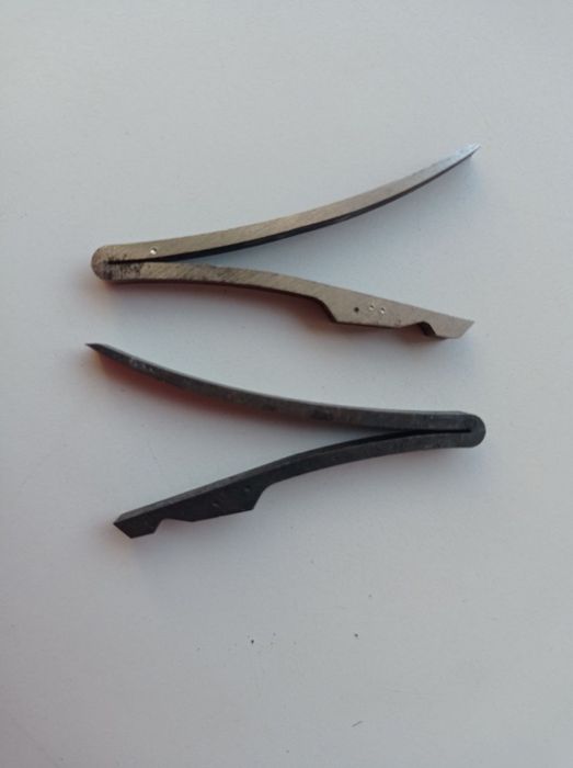 Пружины эжектора,пружины спуска,пружины ключа запирания и другие