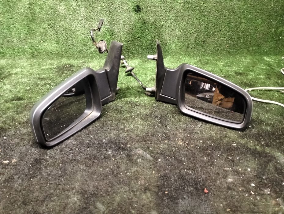 Зеркала заднього виду ліве/праве Opel Zafira B