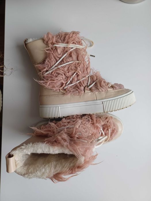 Луноходи, чобітки 37 розмір Hm