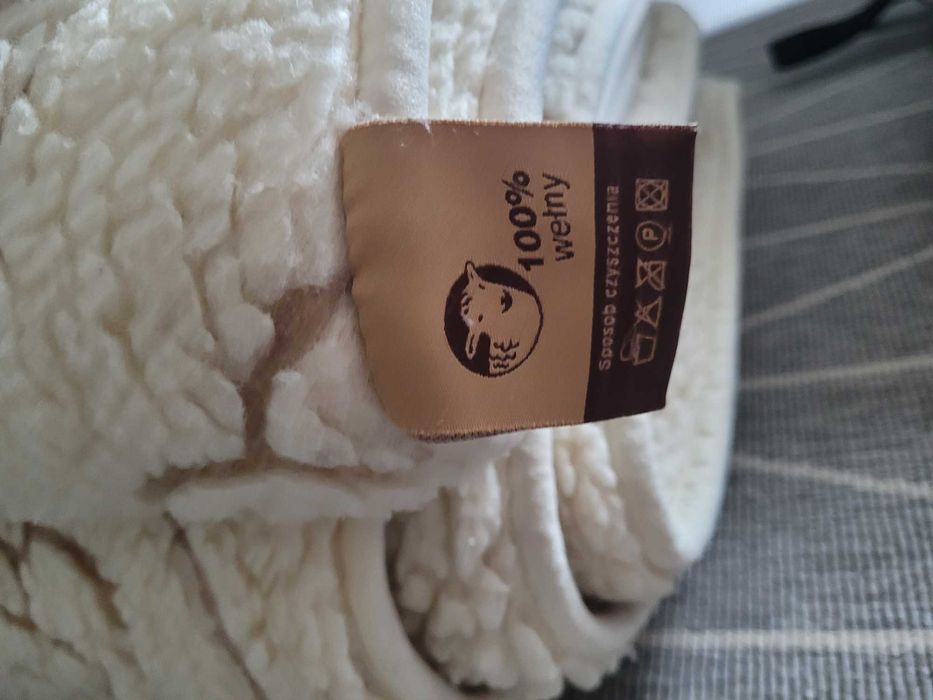 Sprzedam 2 kołdry i 2 podkłady 100%wełny Miracolo