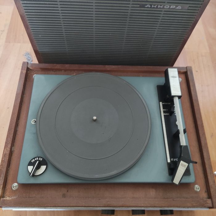 Продам электрофон 201