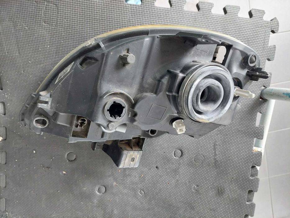 farol drt Renault kangoo