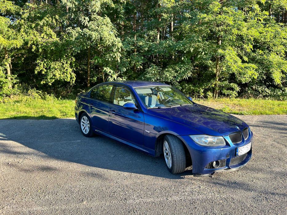 Samochód BMW 318I