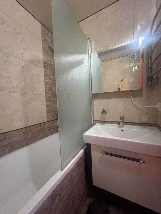 Продам 2 к кв с ремонтом мебель и техника Салтовка 520 м/р 56 кв м улучшеная планировка метро 7 мин пешком Гв-Широнинцев 49 Г