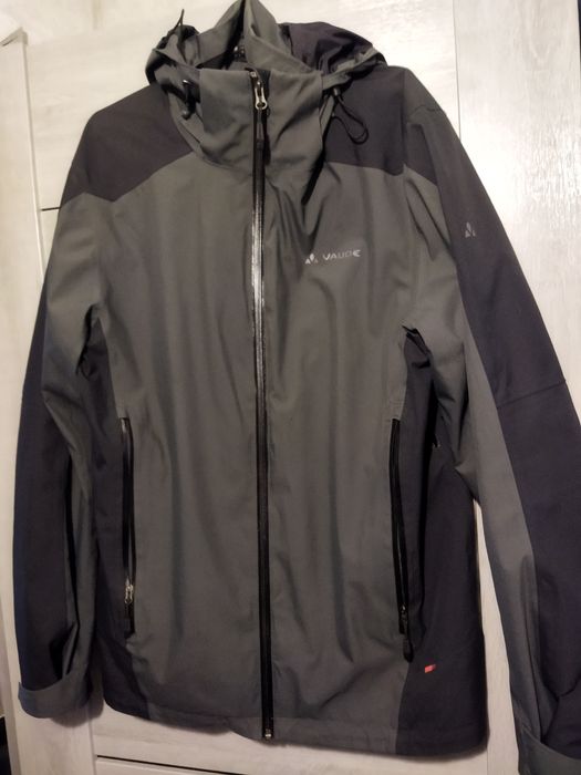 Курточка спортивна, вітровка, водонепроникна M-L