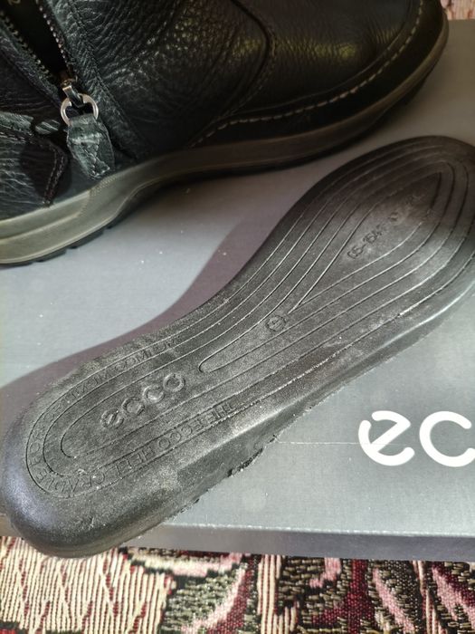 Продаю фирменные зимние полусапоги ECCO, женские, размер 41 (по стельк