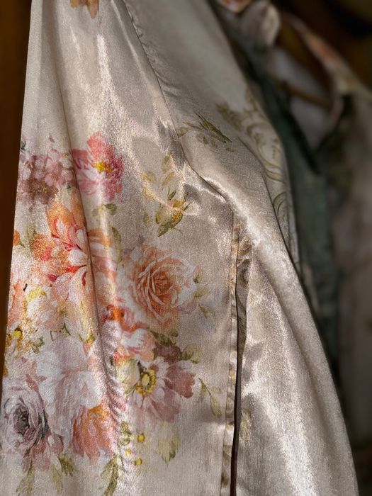 Lekki satynowy komplet S-M