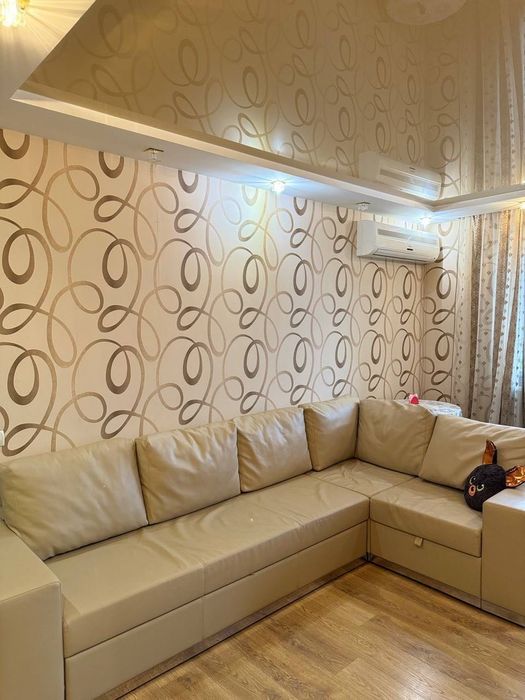 VIP ‼️ЦентрЛучшие теплые  кв в Изюме посуточноSmartTV
