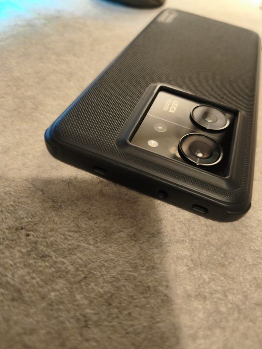 Capa Nillkin preta para Xiaomi 13T e 13T Pro