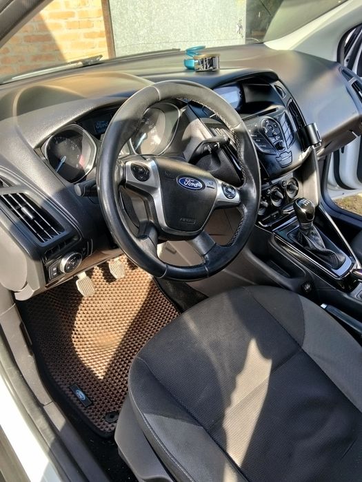 Продам Форд фокус 3