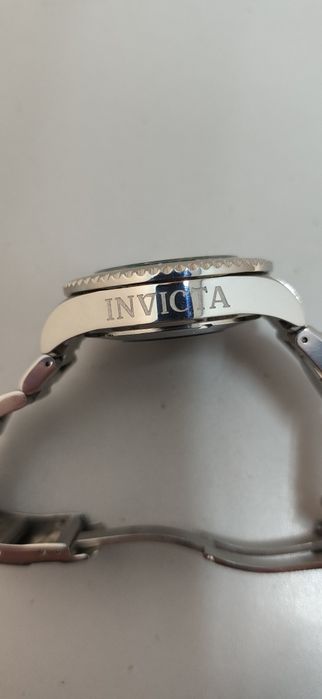 Продаю часы Invicta Pro Diver б.у.в отличном рабочем состоянии.