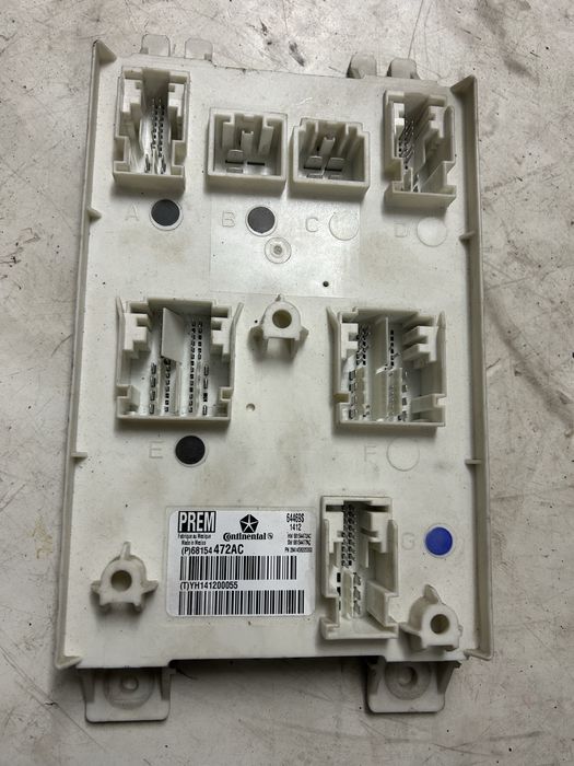 Блок комфорту Dodge Fiat P68154472AC PREM