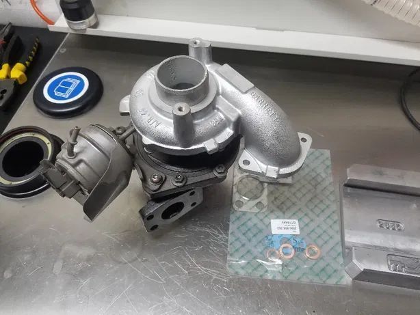 Turbina TurboSprężarka citroen 3008 peugot 308 1.6 E-hdi 113 km