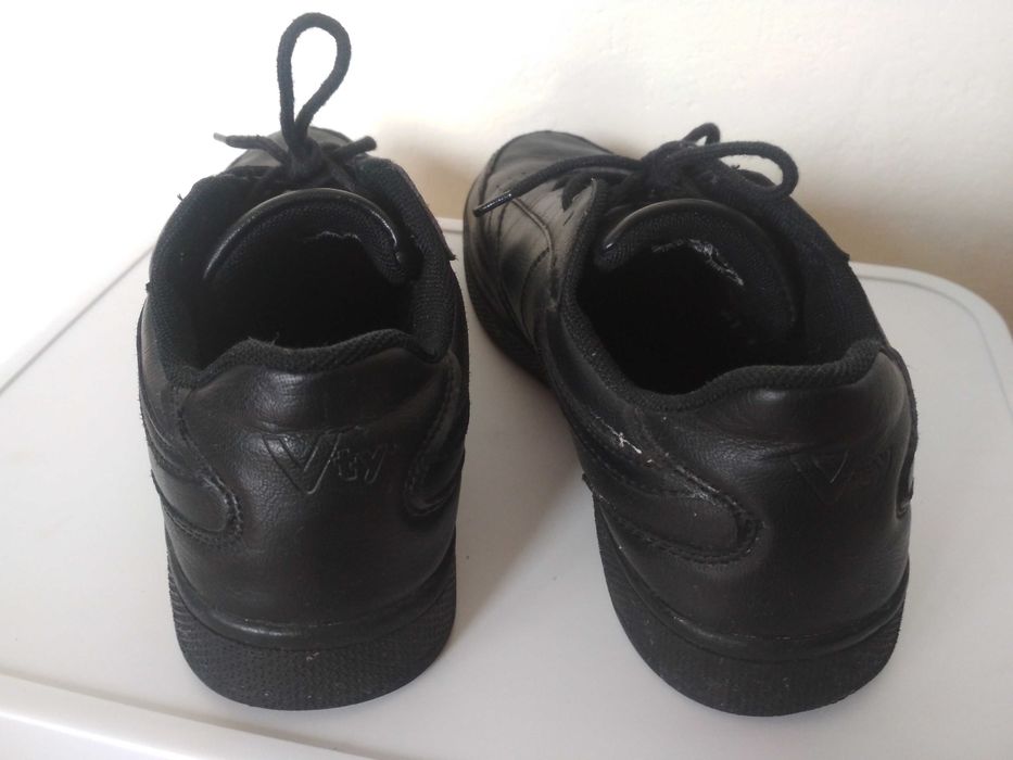 Czarne buty - rozm. 39