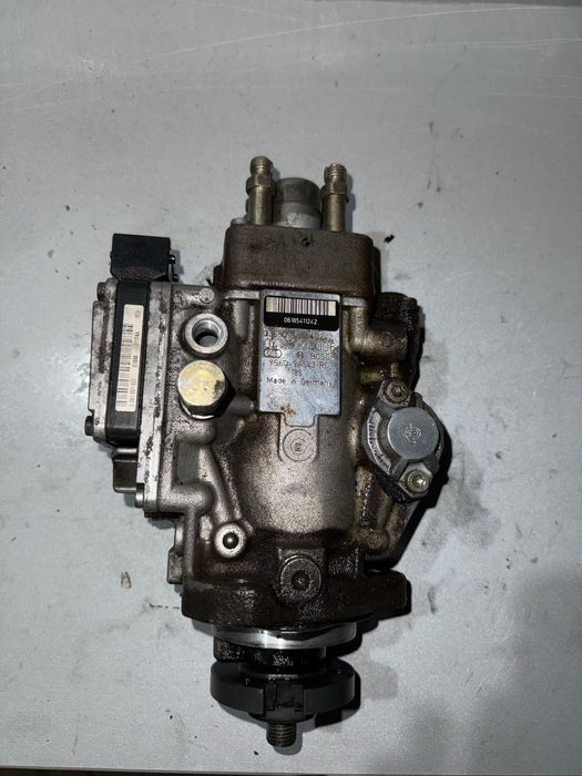 Паливний насос високого тиску (ТНВД) Ford connect 1,8 tdci (2002-2013)