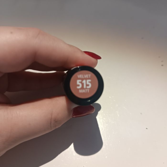 Szminka Eveli nie Cosmetics