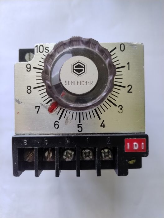 Przekaźnik czasowy Schleicher IZM 51