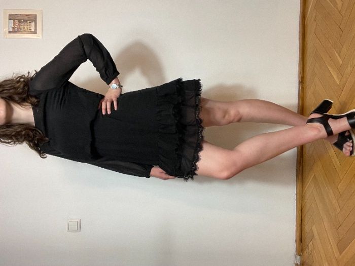 S 36 Vero Moda sukienka czarna tiulowa z koronką długi rękaw