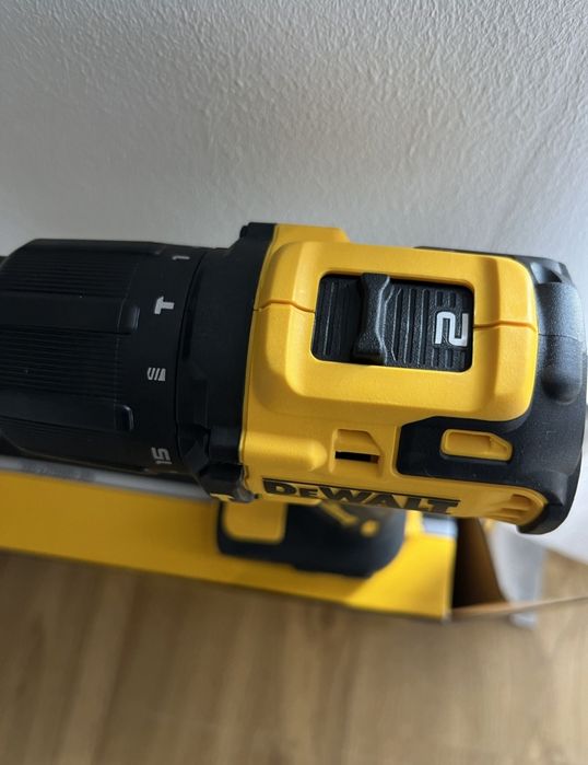 Laser DeWalt 12 linhas