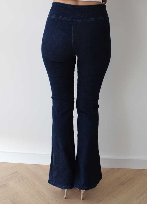 Dzwony legg szerokie spodnie 38 m wysoki stan granatowe Stradivarius jeansy