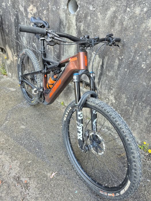 KTM eronix carbono