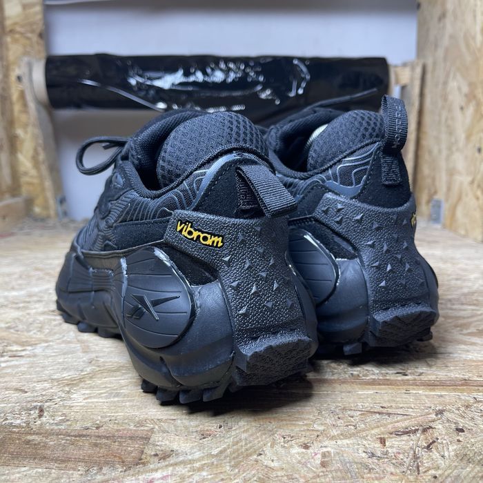 Чоловічі кросівки Reebok Zig Kinetica 2.5 Triple Black