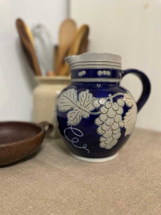Dzbanek ceramiczny do wina