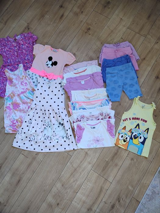 Sprzedam ubrania dla dziewczynki roz. 122/128