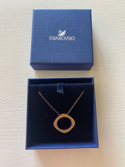 Colar em dourado Swarovski