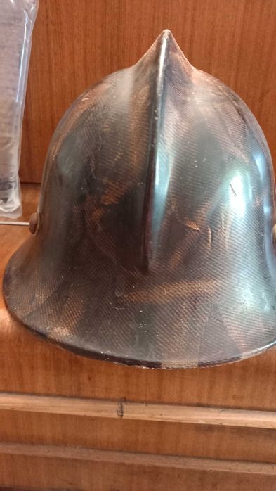 Stary hełm strażacki