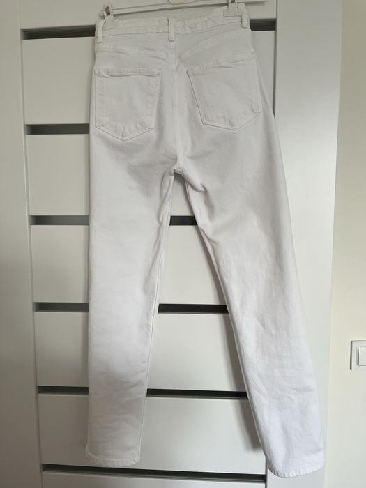 Białe mum jeans Zara 34