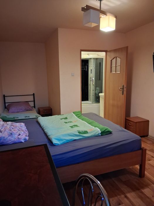 Noclegi Pokoje kwatery dla pracowników firm Domek