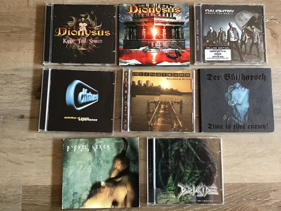 CDs vários metal rock pop letra E.   1,5€