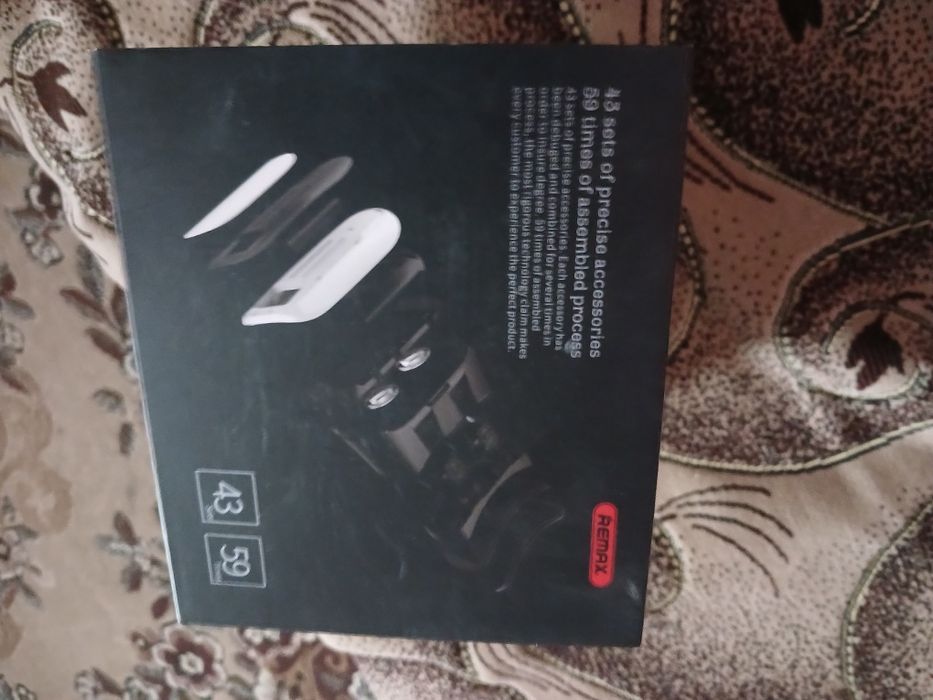 Окуляри віртуальної реальності REMAX VR Box Case 3D RT-V01