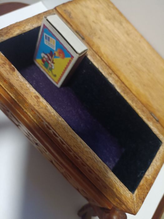 Шкатулка дерев'яна ручної роботи