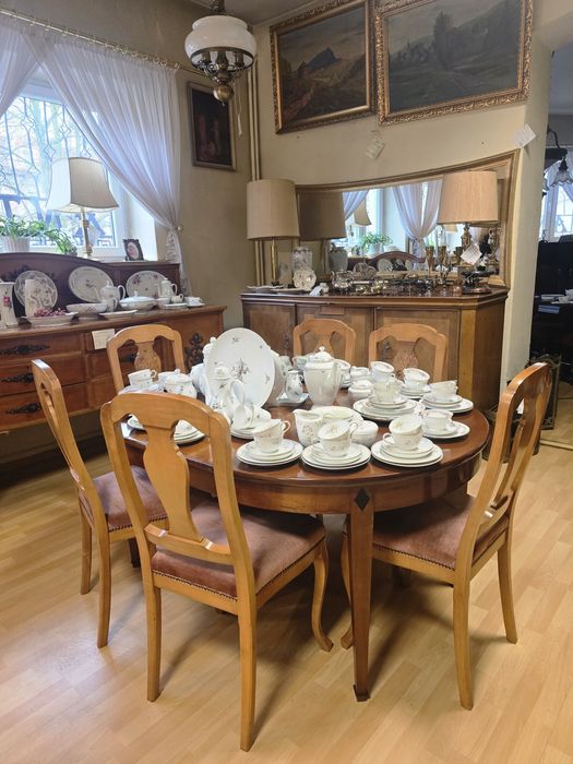 Okrągły lekki rozkładany stół Biedermeier