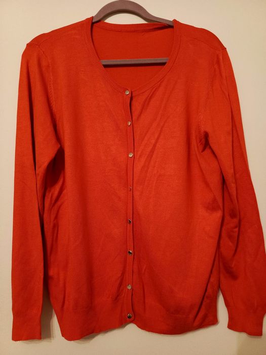 Sweter zapinany stan idealny