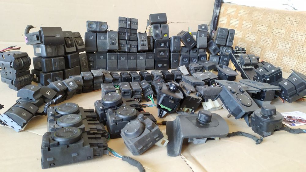 Кнопка, Джойстик Skoda/Seat/Golf 4/Passat B5, Polo/Audi 80/A6 C4/A4 B6