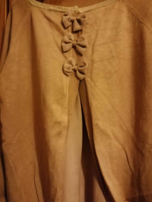 Roupa diversa como nova