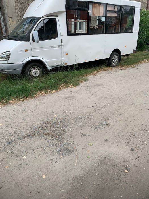 Автобус рута на ходу