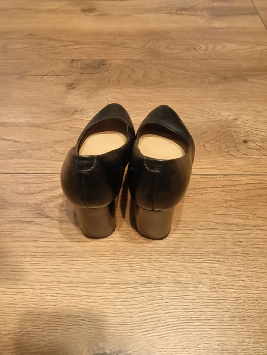 Buty skórzane Lasocki damskie czółenka