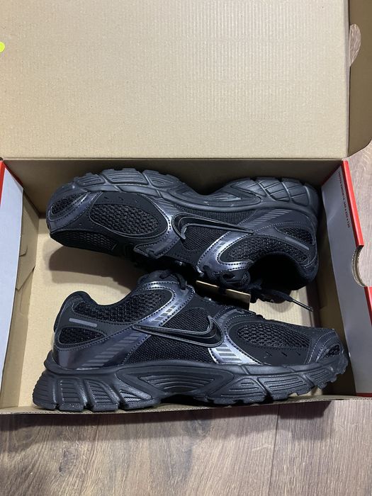 Чоловічі кросівки найк v5 rnr