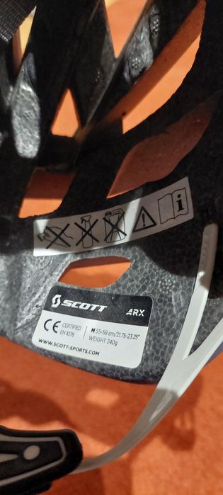 Capacete de bicicleta SCOTT, muito leve, pouco usado