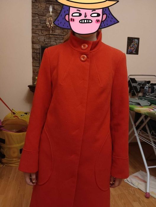 Пальто демісезонне жіноче 42-44 розмір, б/в, колір кораловий