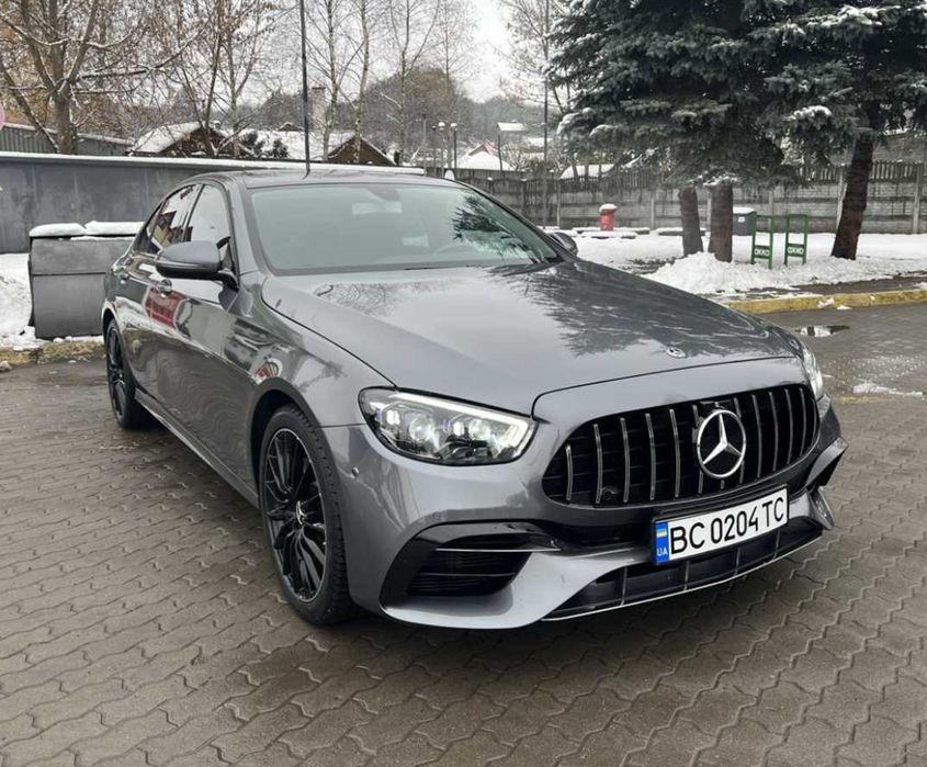 Передний бампер Mercedes W213 AMG E63 стиль Мерседес 2020-2022 г