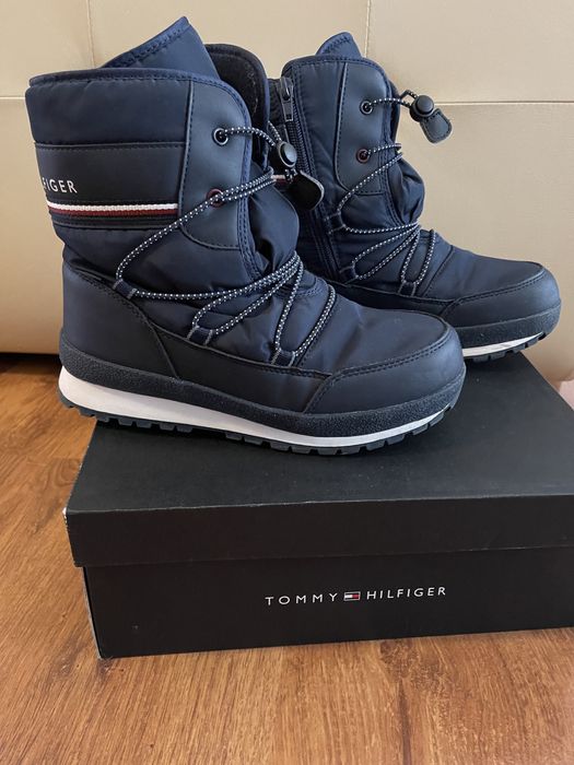 Buty zimowe, sniegowce, Tommy Hilfiger roz.36