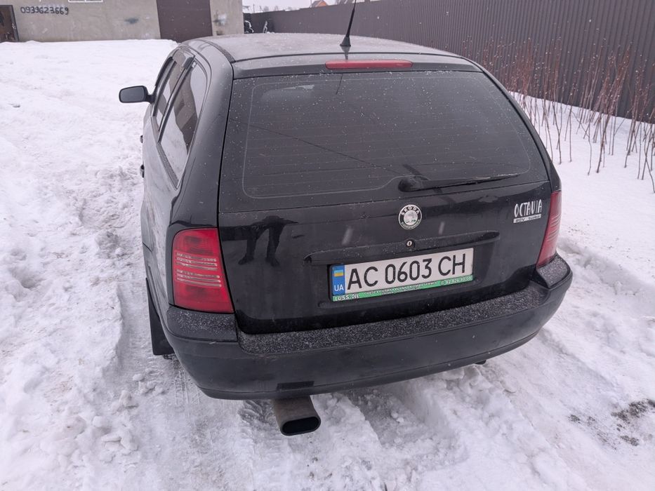 Skoda Oktavia Tour 1.8 турбо 20v бензин